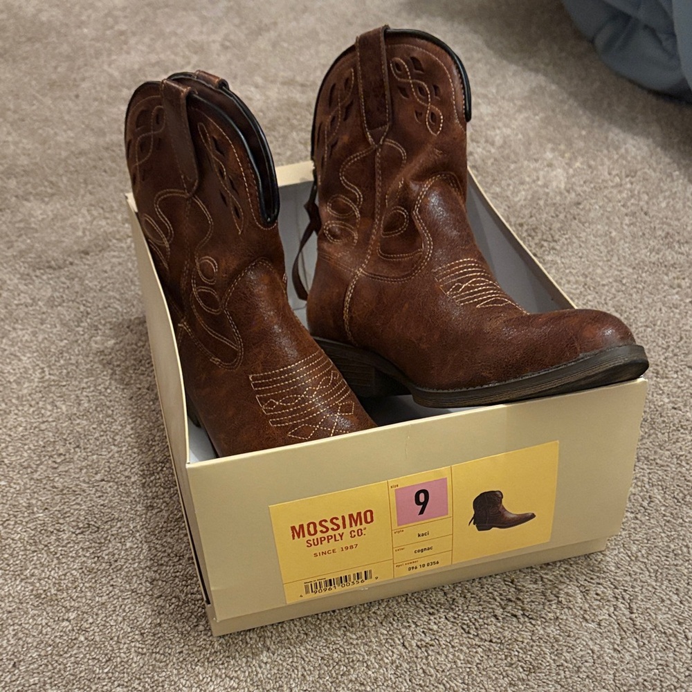 Mossimo Brown Kaci Cognac Boots